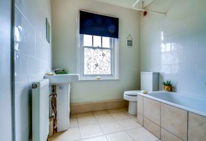 Photo 11- click for photo gallery